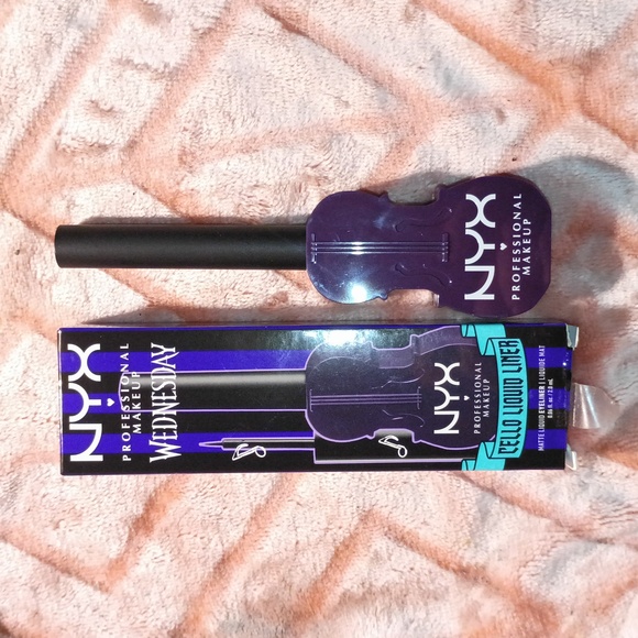 NYX LIMITED EDITION WEDNESDAY CELLO EYELINER LIP OIL BLUSH & BLACK LINER - Picture 6 of 15